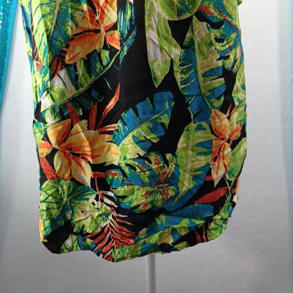NWT Anne Carson Women's Size M Tropical Floral Summer Blouse Flutter Sleeves - Picture 5 of 10